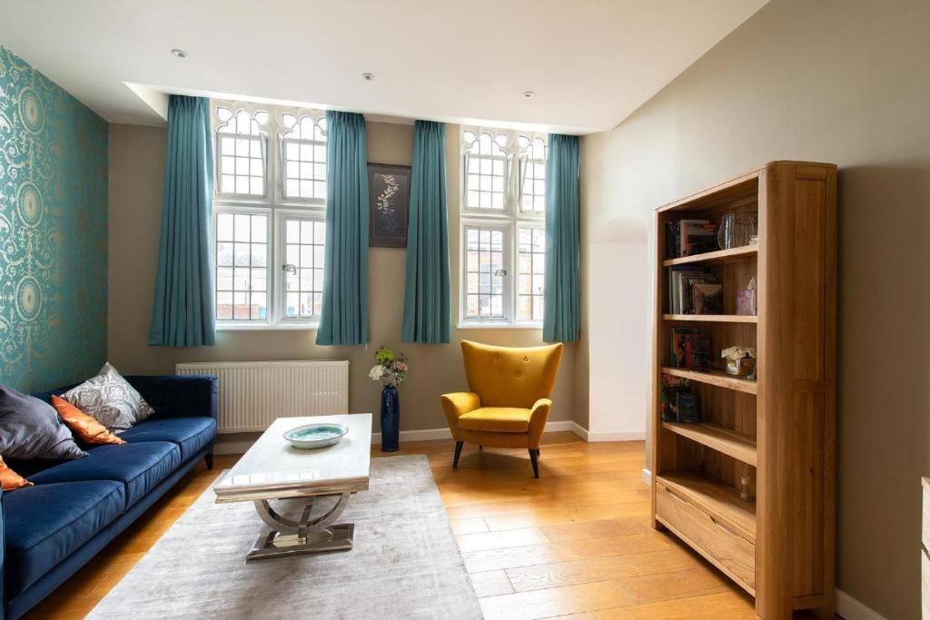 The Most Central Apartment In Canterbury Stunning Interiors, Fully Equipped, City Views And Free Wifi! Экстерьер фото