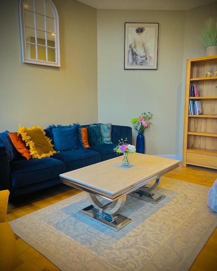 The Most Central Apartment In Canterbury Stunning Interiors, Fully Equipped, City Views And Free Wifi! Экстерьер фото