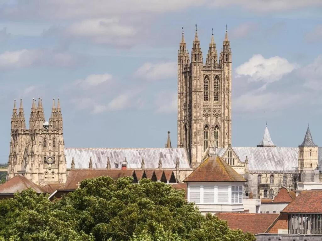 The Most Central Apartment In Canterbury Stunning Interiors, Fully Equipped, City Views And Free Wifi! Экстерьер фото